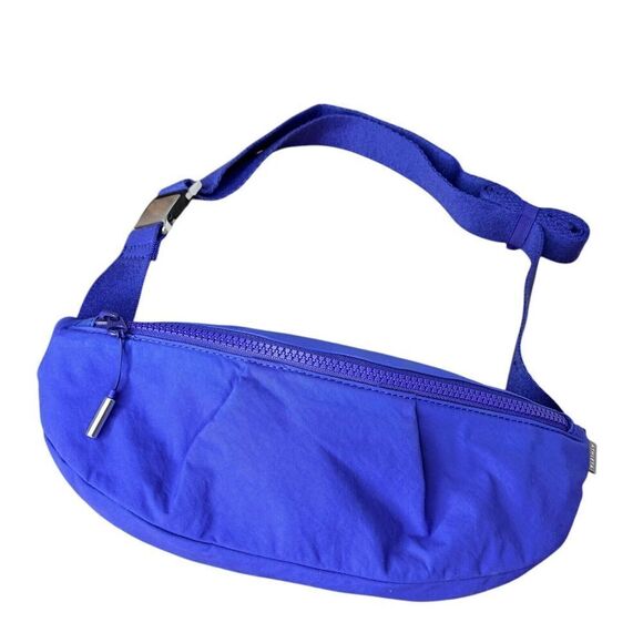 Athleta Handbags - ATHLETA Kinetic Waist Pack Merlin Blue Nylon Adjustable Belt Fannie Bag 656732